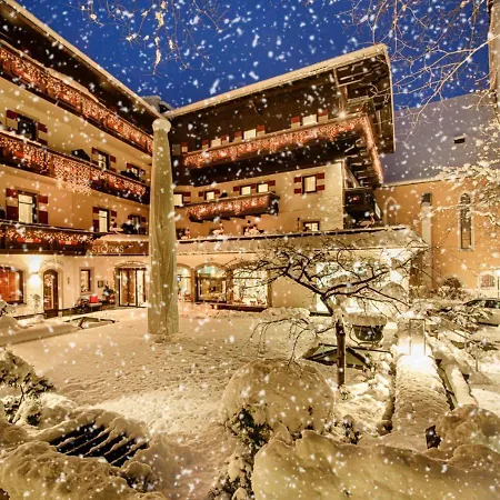 - The Storks - Adults Only バート・ホーフガシュタイン