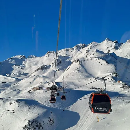 - The Storks - Adults Only מלון *