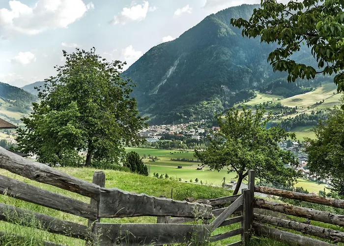 - The Storks - Adults Only Bad Hofgastein